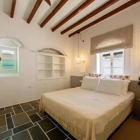 Apartment Petra-sunset House Near Parikia For Up To 4 Guests Parikia (Paros)